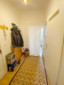 Wohnung 3. Etage links Flur Mehrfamilienhaus in Top Lage von Biesdorf Nord