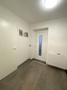 Eingangsbereich Seen�he - Einzigartiges Einfamilienhaus mit Keller, Garage und Pool in Lehnin