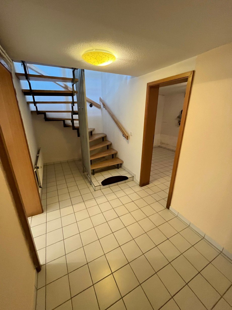 Kellertreppe Doppelhaush�lfte Hoppegarten OT Birkenstein