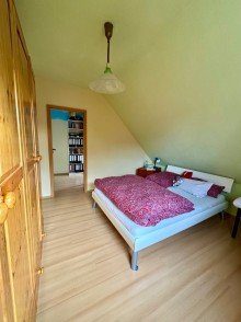 Schlafzimmer DG Exklusives Einfamilienhaus in zentraler Lage - 5 Zimmer zum Wohlf�hlen