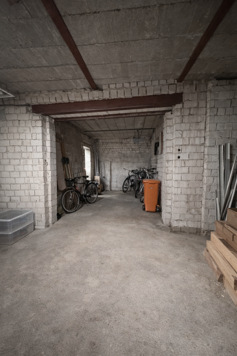 Garage und Fahrradraum Einfamilienhaus Berlin