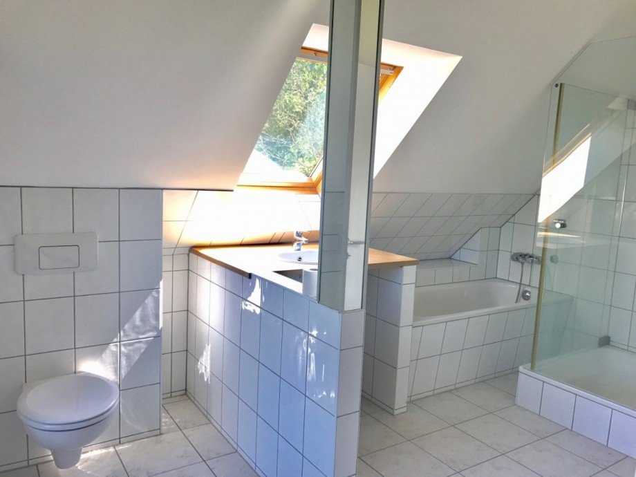 Bad ELW Zweifamilienhaus Berlin