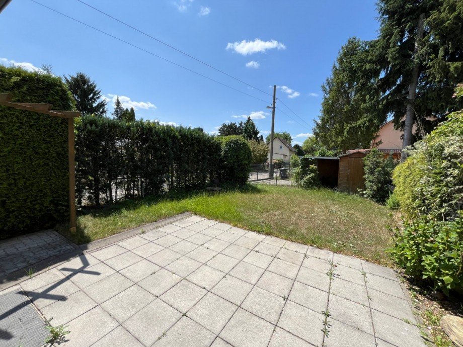 Garten Doppelhaush�lfte Hoppegarten OT Birkenstein