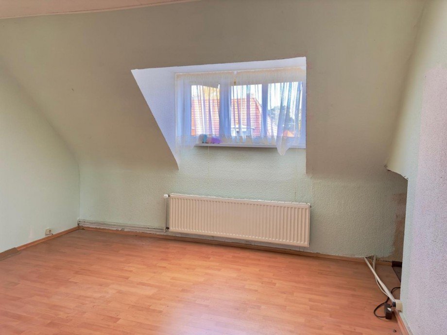 Zimmer 2 DG Reihenmittelhaus Berlin