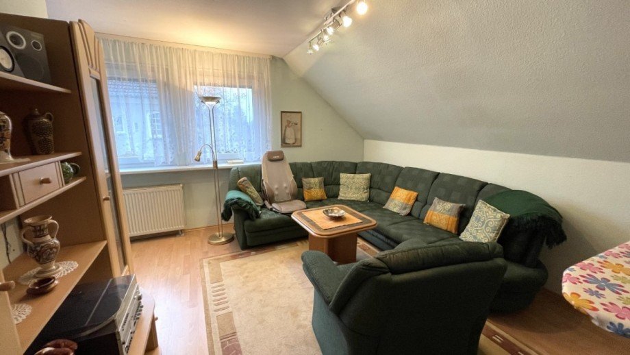 Zimmer 2 DG Einfamilienhaus Berlin
