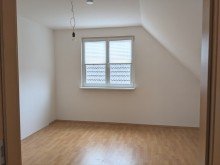 Zimmer2 OG Traumhaftes Einfamilienhaus in Mahlsdorf-Nord - Frisch renoviert und einzugsbereit