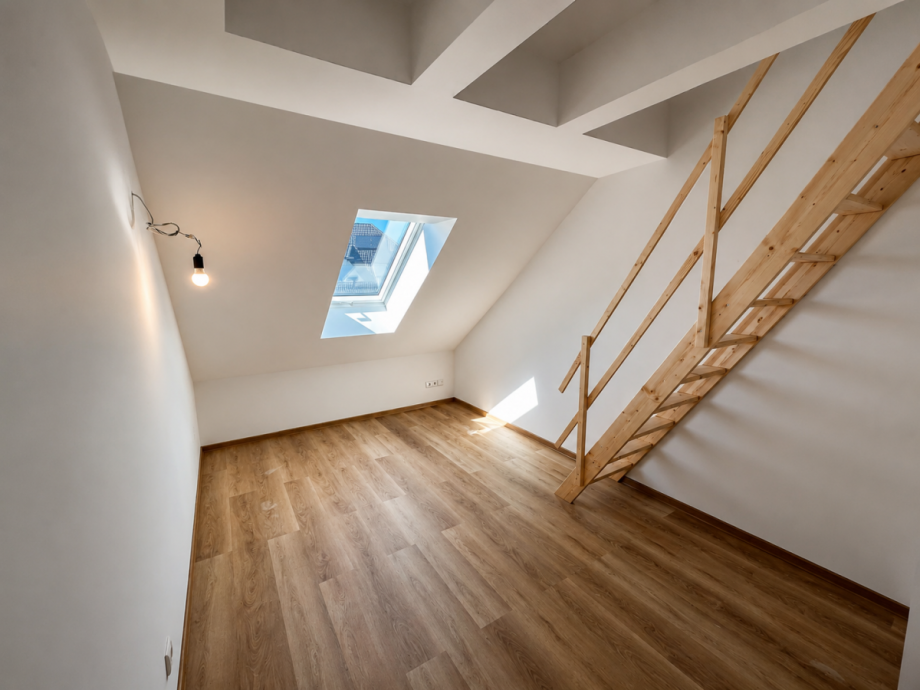 Zimmer2 DG Doppelhaush�lfte Berlin