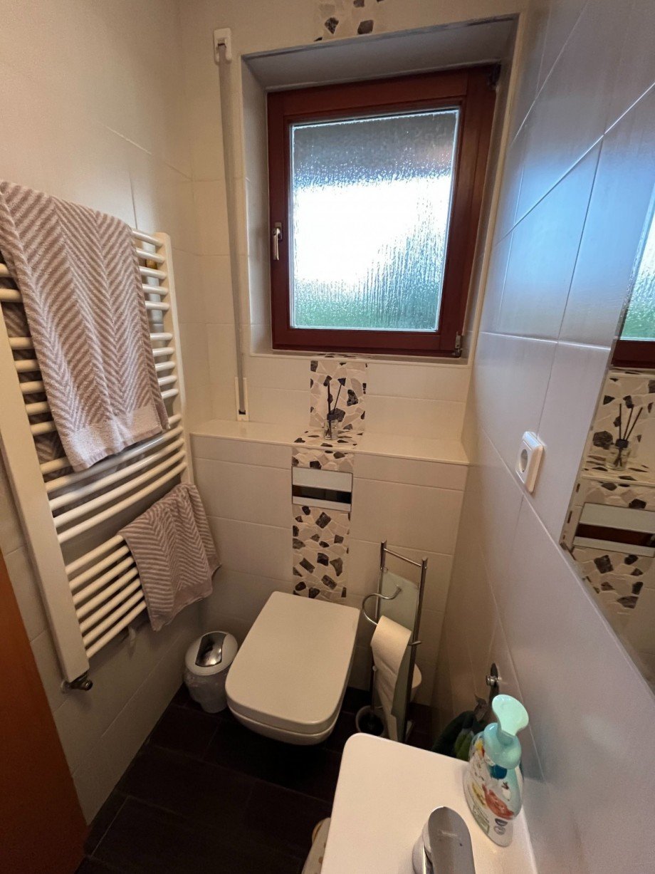 Badezimmer EG Teil1 Doppelhaush�lfte Berlin