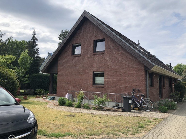 Hausansicht Berlin Doppelhaush�lfte Doppelhaush�lfte mit Keller in Mahlsdorf S�d