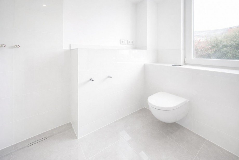 G�ste WC EG Doppelhaush�lfte Berlin