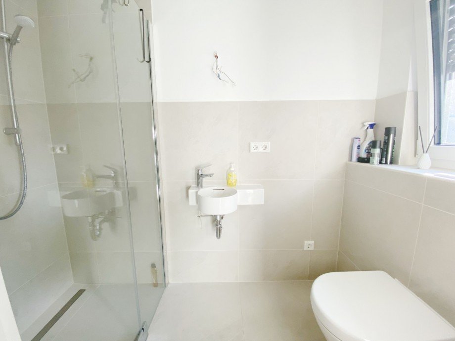 G�stebad mit Dusche Einfamilienhaus Waldesruh