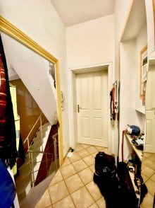 1. Etage Flur Mehrfamilienhaus in Top Lage von Biesdorf Nord