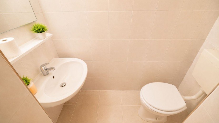 WC Keller Bungalow Berlin