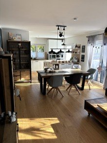 Wohn-Essbereich mit offener K�che Exklusives Einfamilienhaus in gr�ner & ruhiger Umgebung von Mahlsdorf S�d