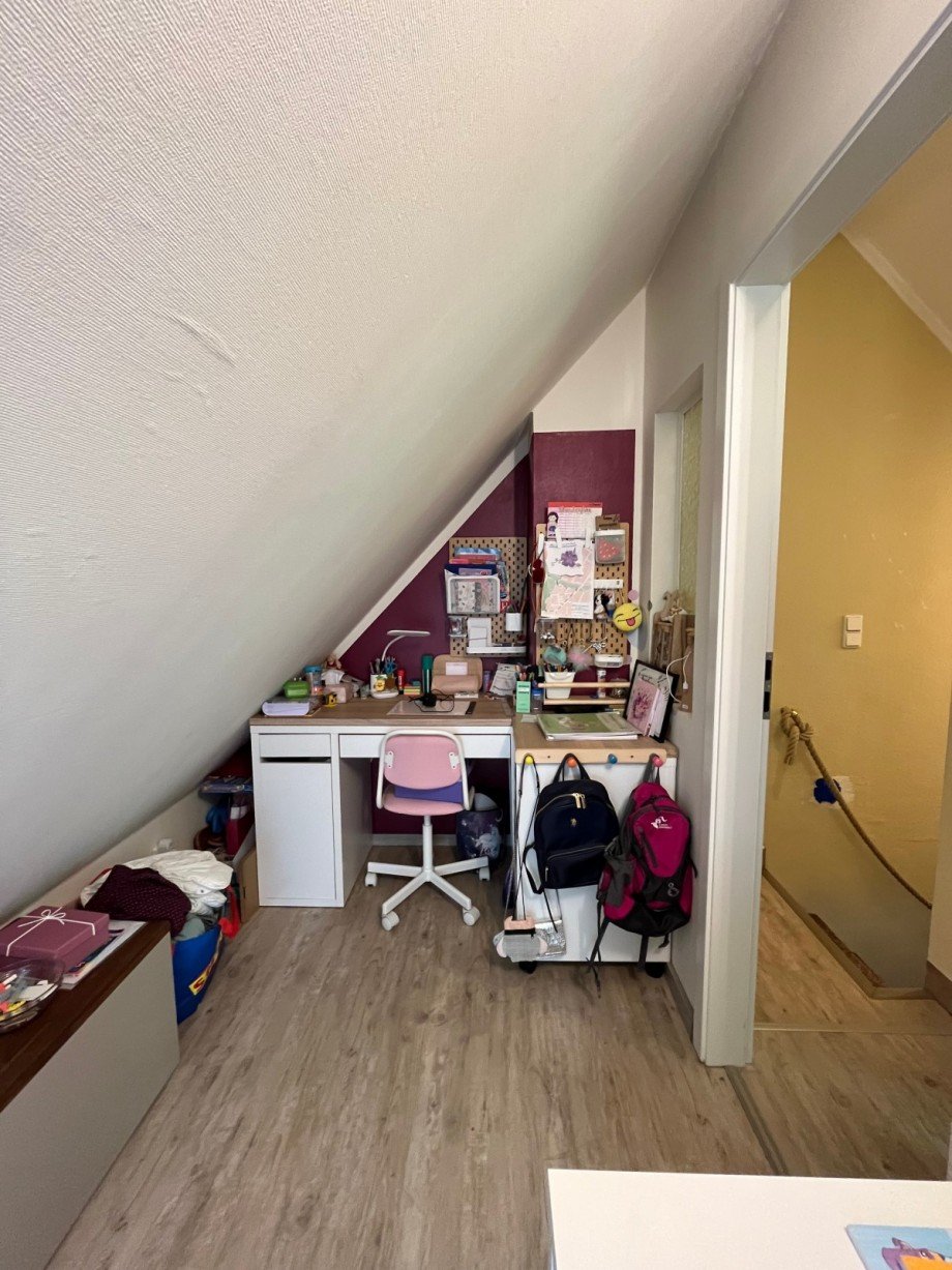 Zimmer2 DG & Treppe Maisonettewohnung Berlin