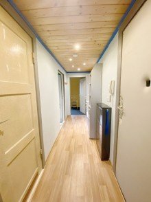 Wohnung 2.Etage rechts Flur Mehrfamilienhaus in Top Lage von Biesdorf Nord