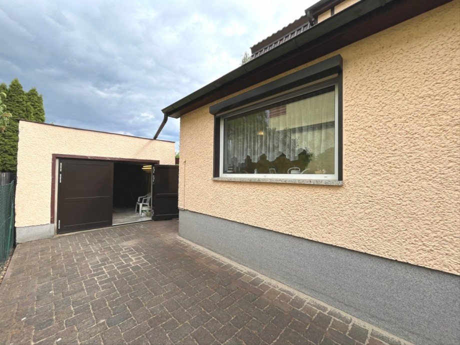 Einfahrt Einfamilienhaus Berlin