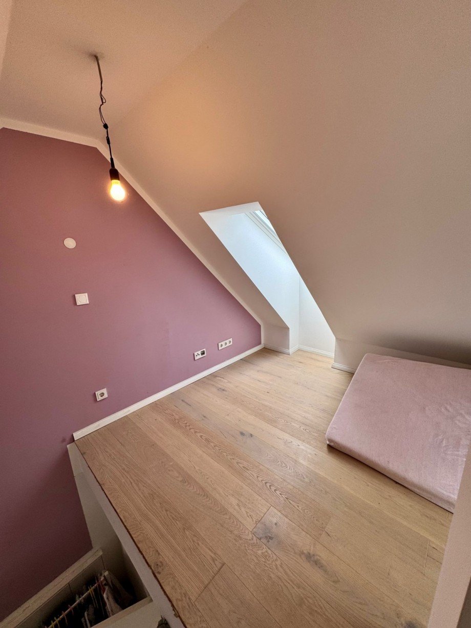 Ausgebautes Dach Zugang vom Kinderzimmer Einfamilienhaus Berlin