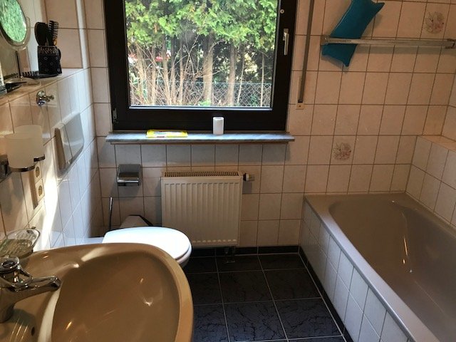 Bad EG Einfamilienhaus Berlin