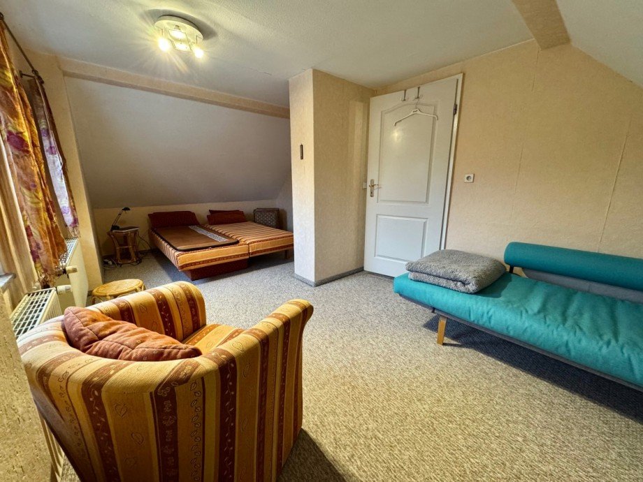 Zimmer 1 DG Einfamilienhaus Berlin