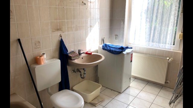 Bad EG Einfamilienhaus Berlin