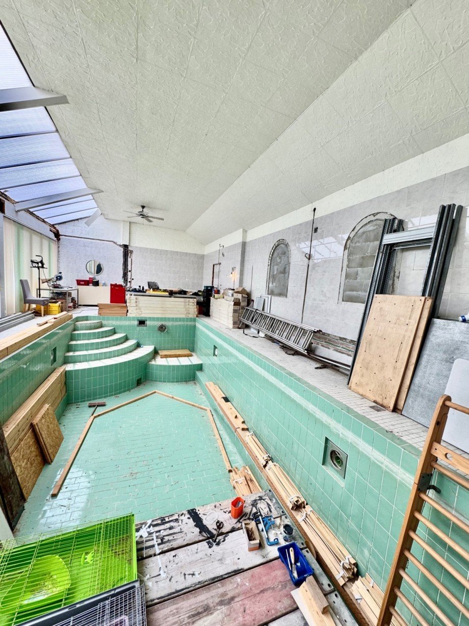 Schwimmhalle Einfamilienhaus Berlin