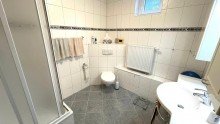 Badezimmer UG Seen�he - einzigartiger Bungalow mit Vollunterkellerung und gro�z�gigem Garten