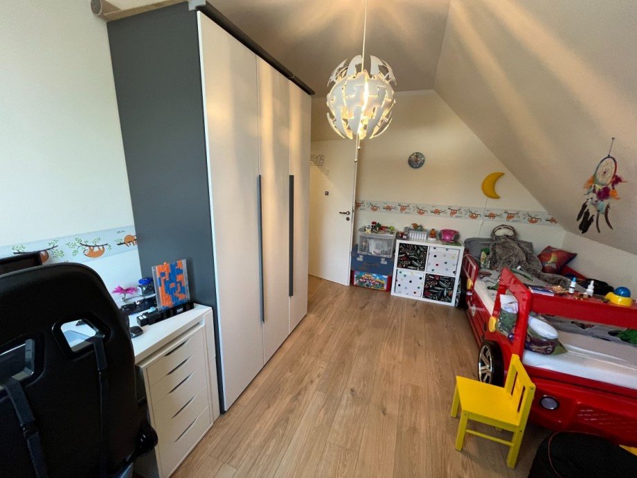 Kinderzimmer 1 DG Ansicht2 Einfamilienhaus Berlin