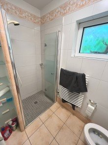 Badezimmer EG Einfamilienhaus mit Wintergarten & Tiefgarage in Alt-Hohensch�nhausen