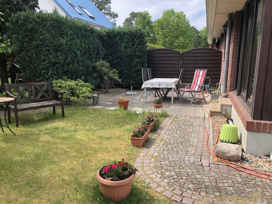 Garten Doppelhaush�lfte Berlin