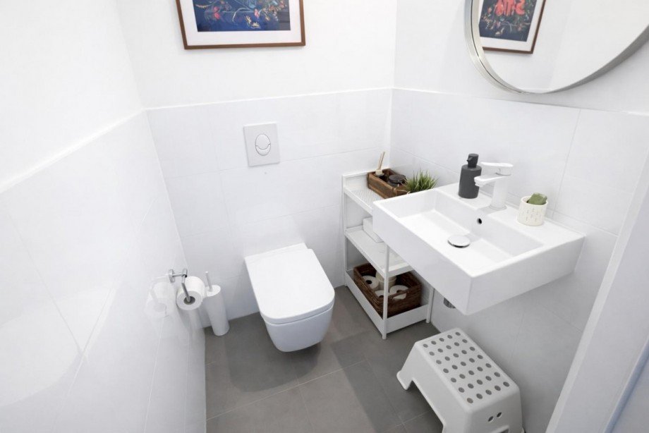 G�ste WC EG Reihenmittelhaus Berlin
