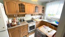 K�che H�now: Reihenmittelhaus mit Keller in ruhiger Seitenstra�e