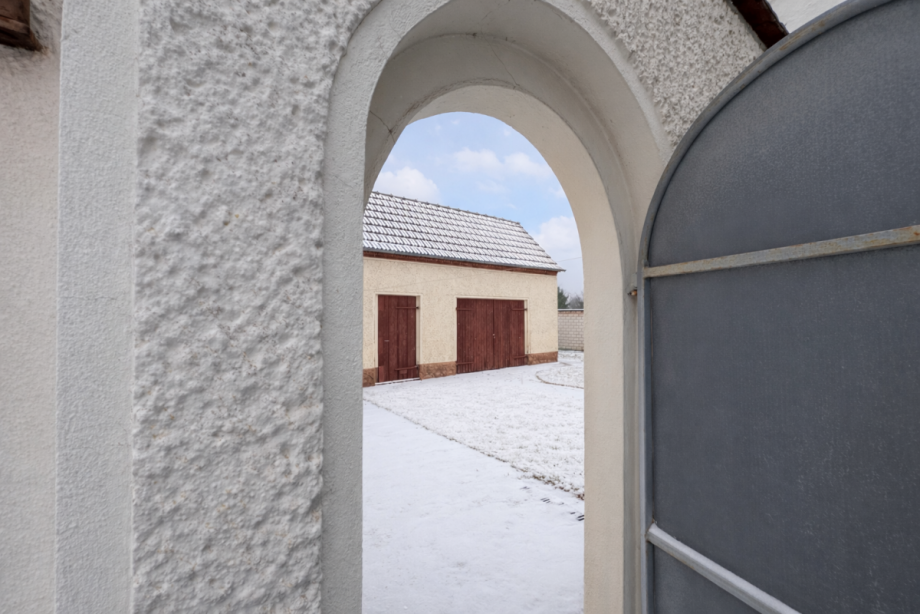 Durchgang zum Hinterhof Einfamilienhaus F�rstenwalde/Spree
