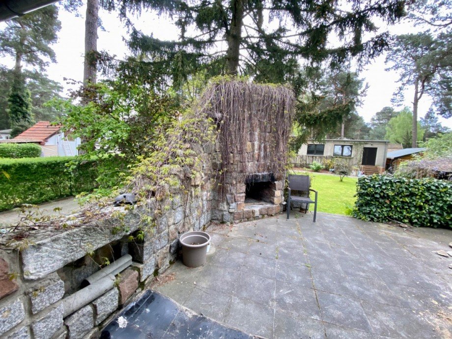 Terrasse 2 mit Kamin Einfamilienhaus K�nigs Wusterhausen