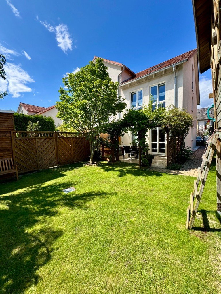 R�ckansicht Haus und Garten Berlin Reihenendhaus Ein Zuhause mit Charme und Substanz! Ihr neues Familienidyll in Biesdorf S�d