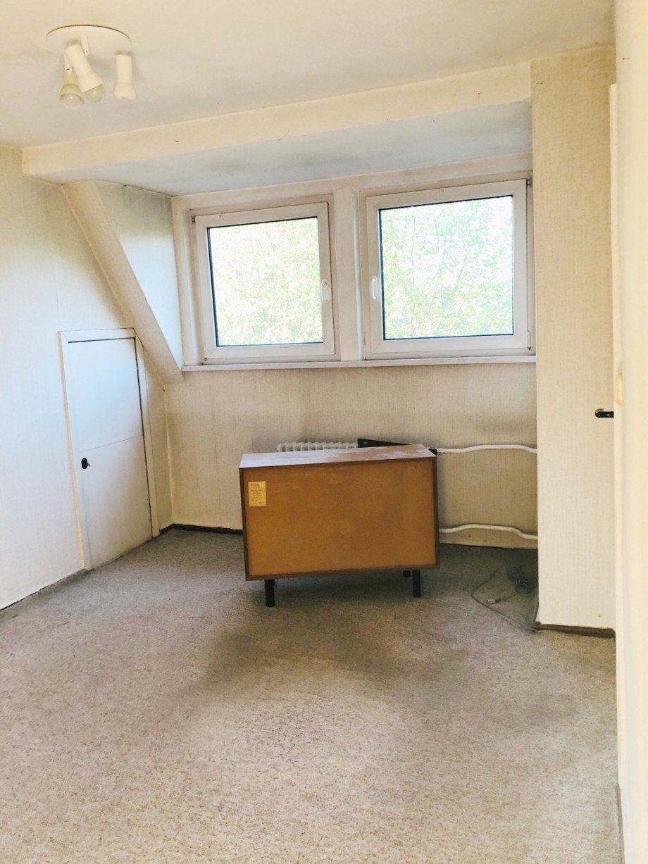 Zimmer 2 DG Einfamilienhaus Berlin