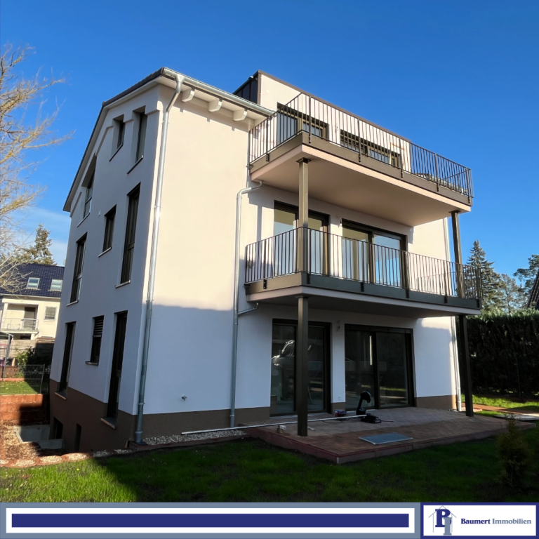 Hausansicht Berlin Erdgeschosswohnung Neubau-Traum in Mahlsdorf-S�d: 5-Zimmer-Erdgeschosswohnung mit Garten und Terrasse