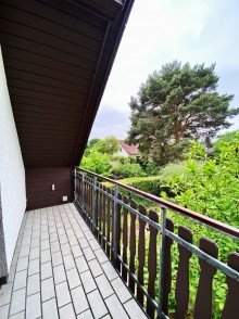 Balkon Einfamilienhaus mit 5 Zimmern und Garage in Biesdorf S�d