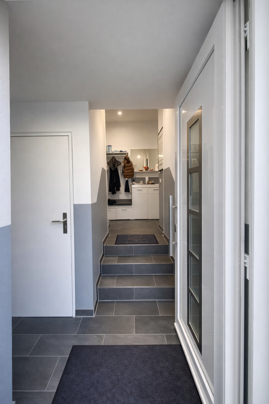 Eingangsbereich EG (Vorderhaus) Zweifamilienhaus Berlin
