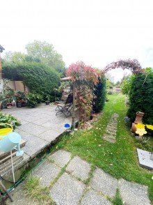 Gartenanteil Wohnung 1.Etage Mehrfamilienhaus in Top Lage von Biesdorf Nord