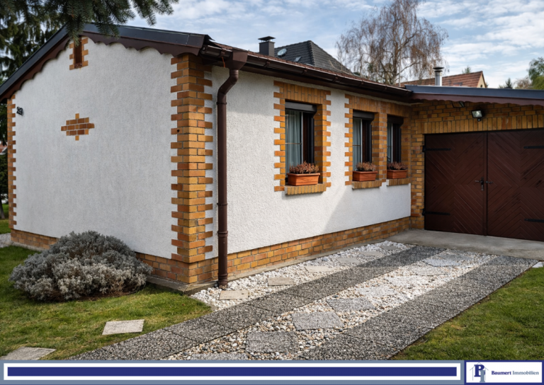 Hausansicht Berlin Bungalow Neu: gem�tlicher Bungalow mit Garage in Kaulsdorf S�d Nahe Habermannsee