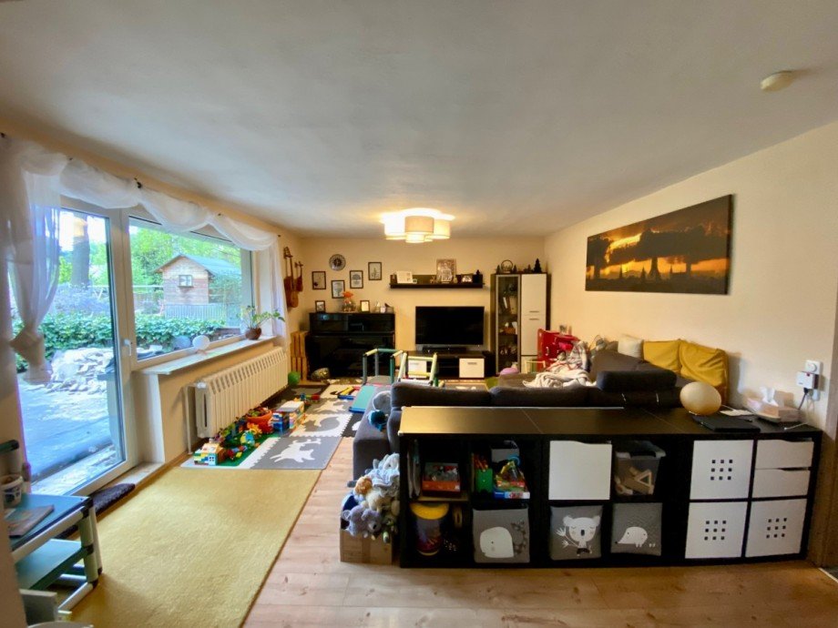 Wohnbereich mit Zugang zur Terrasse und zum Esszimmer Einfamilienhaus K�nigs Wusterhausen