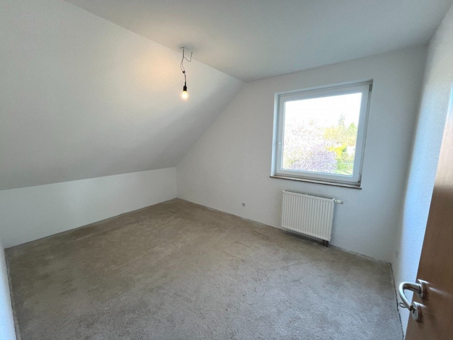 Zimmer1 OG Doppelhaush�lfte Berlin