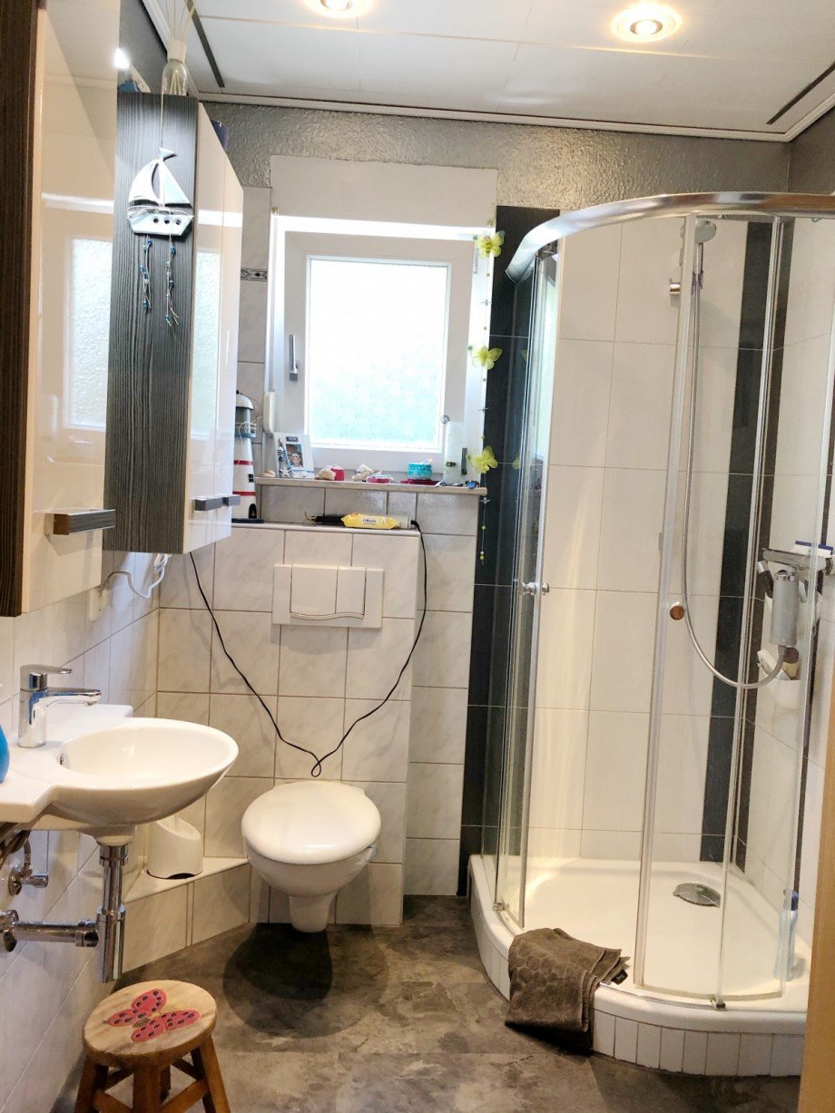 G�ste WC mit Zugang HWR Einfamilienhaus Berlin