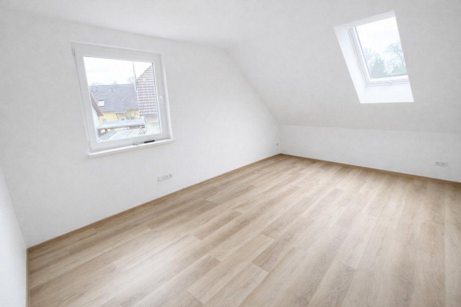 Zimmer3 DG Doppelhaush�lfte Berlin