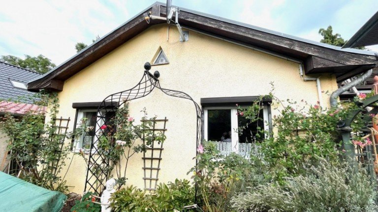 Ansicht Berlin Einfamilienhaus Neu: H�bsches Einfamilienhaus in Mahlsdorf S�d