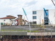 Spielplatz hinter dem Haus Neuwertiges Reihenhaus in fu�l�ufiger Entfernung zum U- Bahnhof Kienberg
