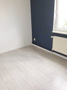 3. Etage oben rechts ZI 1 Mehrfamilienhaus in Top Lage von Biesdorf Nord