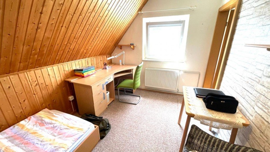 Zimmer2 DG Einfamilienhaus Berlin