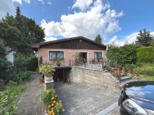 Hausansicht Einziehen & Wohlf�hlen - Bungalow in Kaulsdorf S�d
